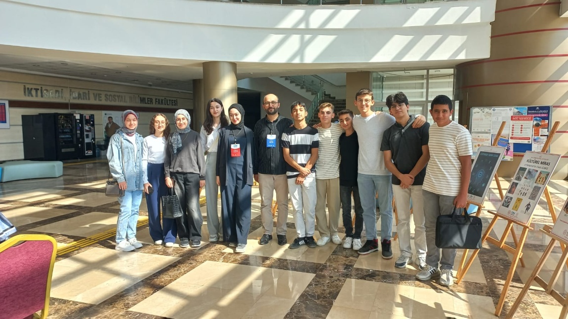 Haydar-Fadim Kocaer Fen Lisesi Öğrencileri Karatay Ticaret Odası Üniversitesi'nde 